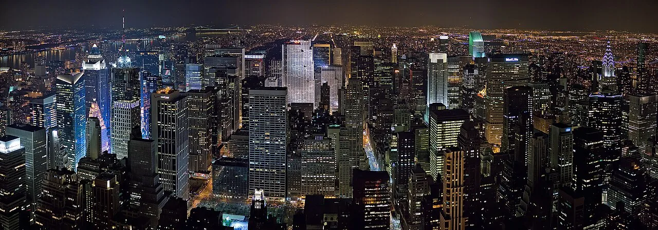 Midtown Manhattan skyline at night, New York