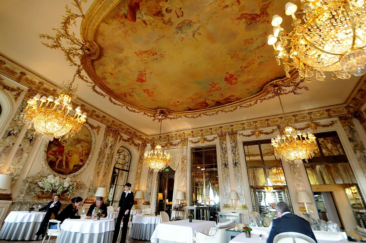 Dining room at Le Meurice Alain Ducasse, Paris