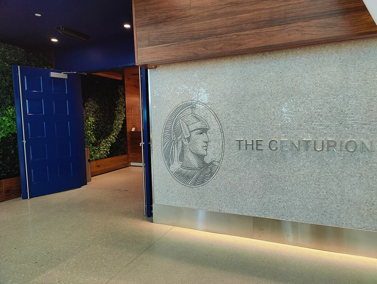 Premium airport lounge — one of the travel tools FlightLogic evaluates hands-on.