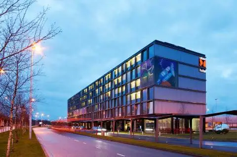 citizenM Schiphol Airport