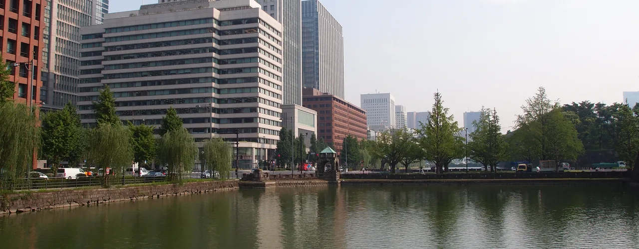 Stone walls and moat at Tokyo Imperial Palace